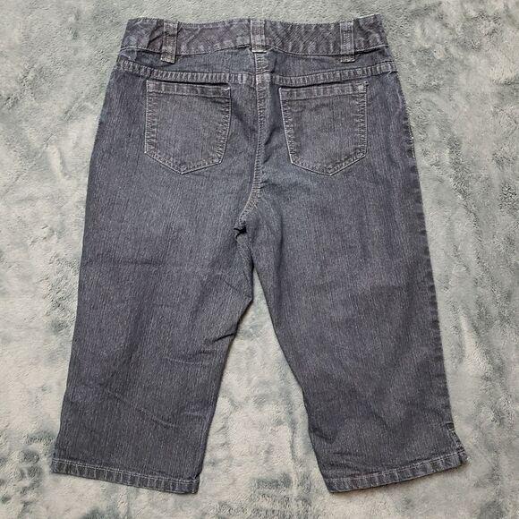 Contrast Ladies Jean Capri’s - Crop jeans - Picture 2 of 11